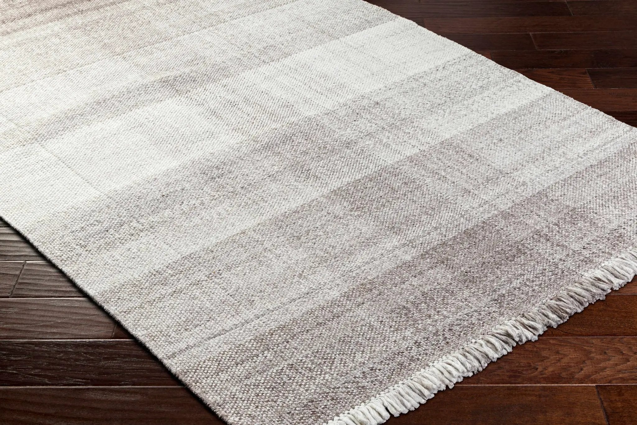 Fiora Area Rug - Clearance by Boutique Rugs