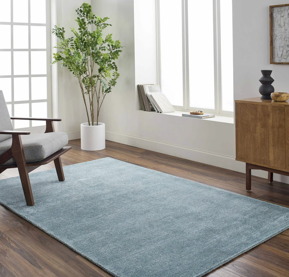 Nuray Area Rug, installed in a room 2