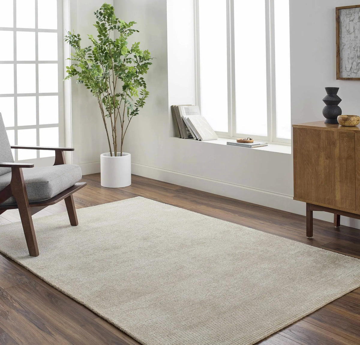 Pirro Premium Wool Blend Rug, installed in a room 2