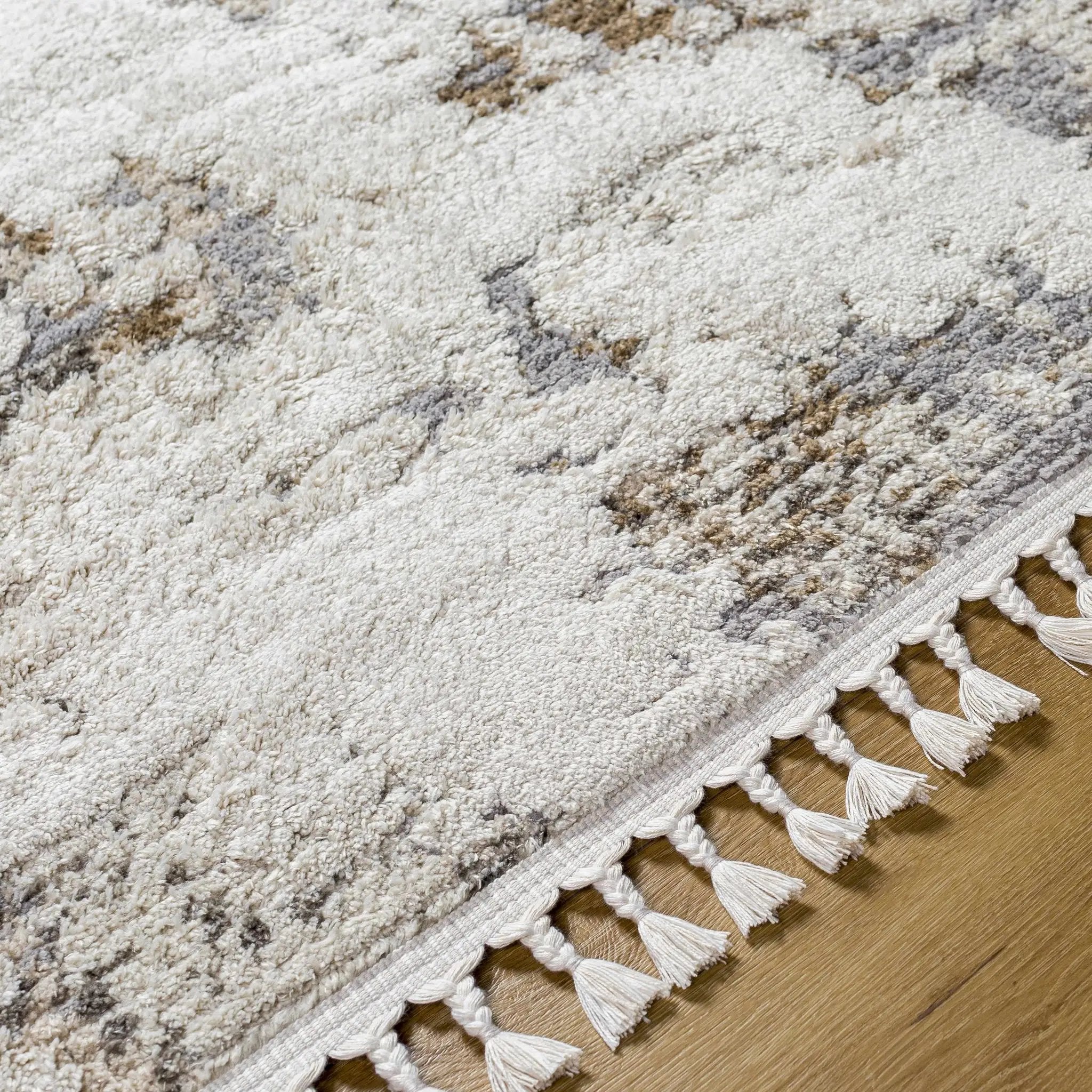 Idola Area Rug - Clearance by Boutique Rugs