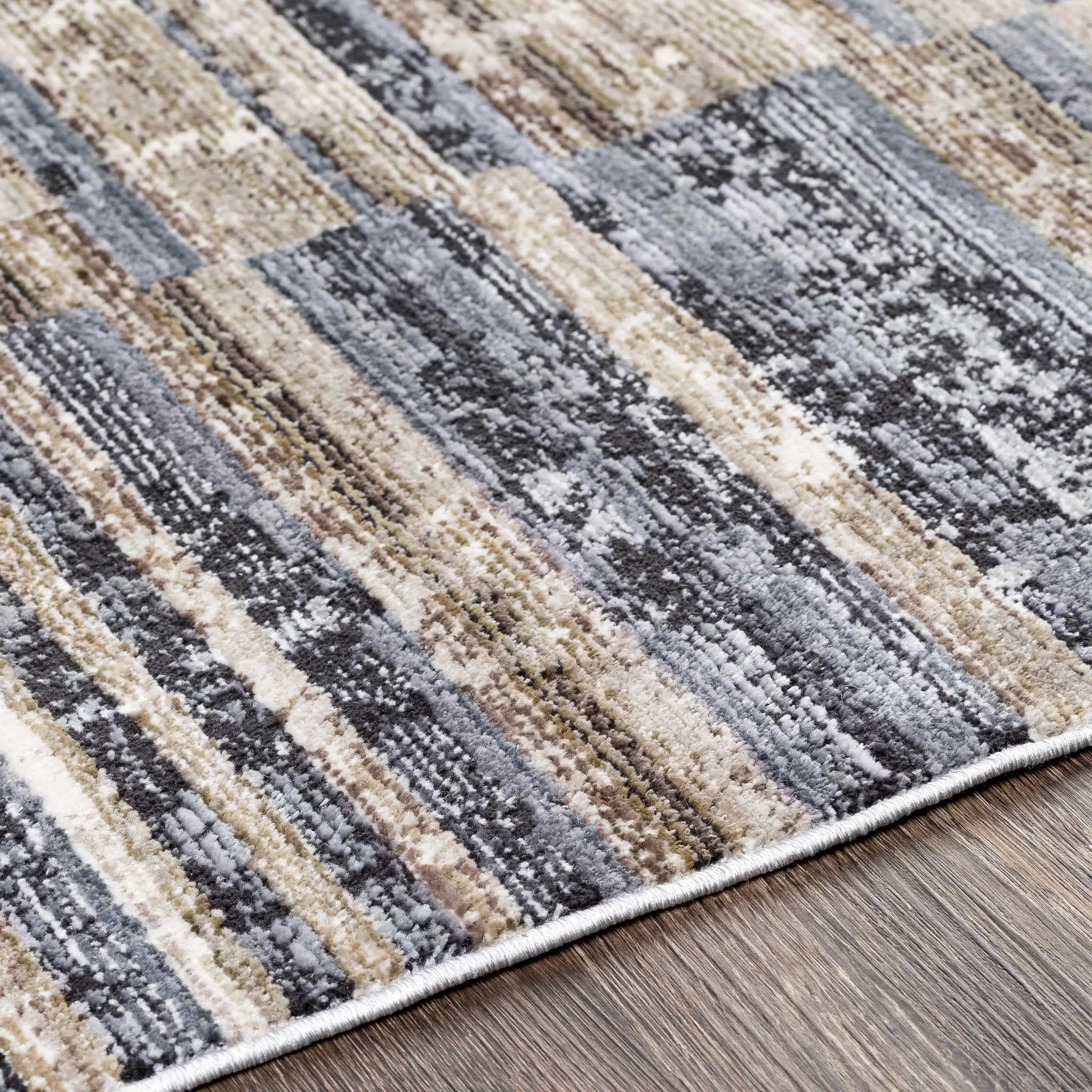 Eastlakes Area Rug - Clearance by Boutique Rugs