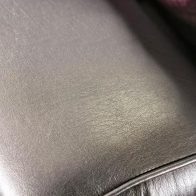 Benigno - Love Seat by Unique Piece Furniture