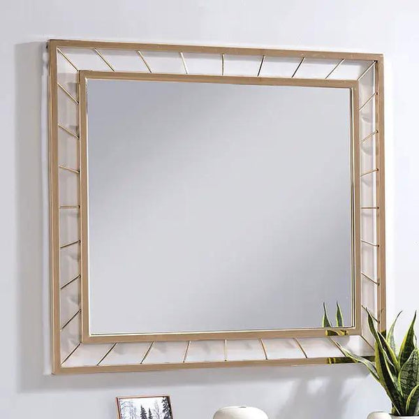 Sherbrooke - Mirror