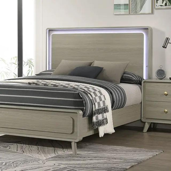 Rainier - Queen Bed