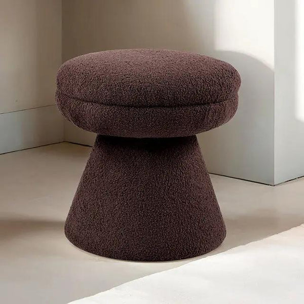 Cynthia - Stool
