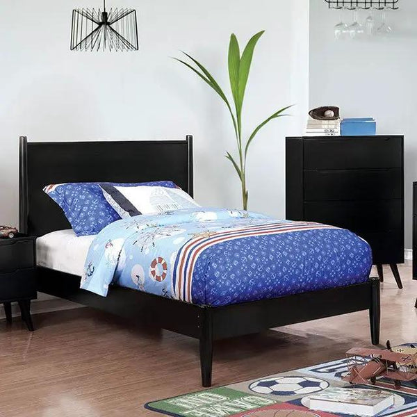 Lennart - 4 Pc Queen Bedroom Set