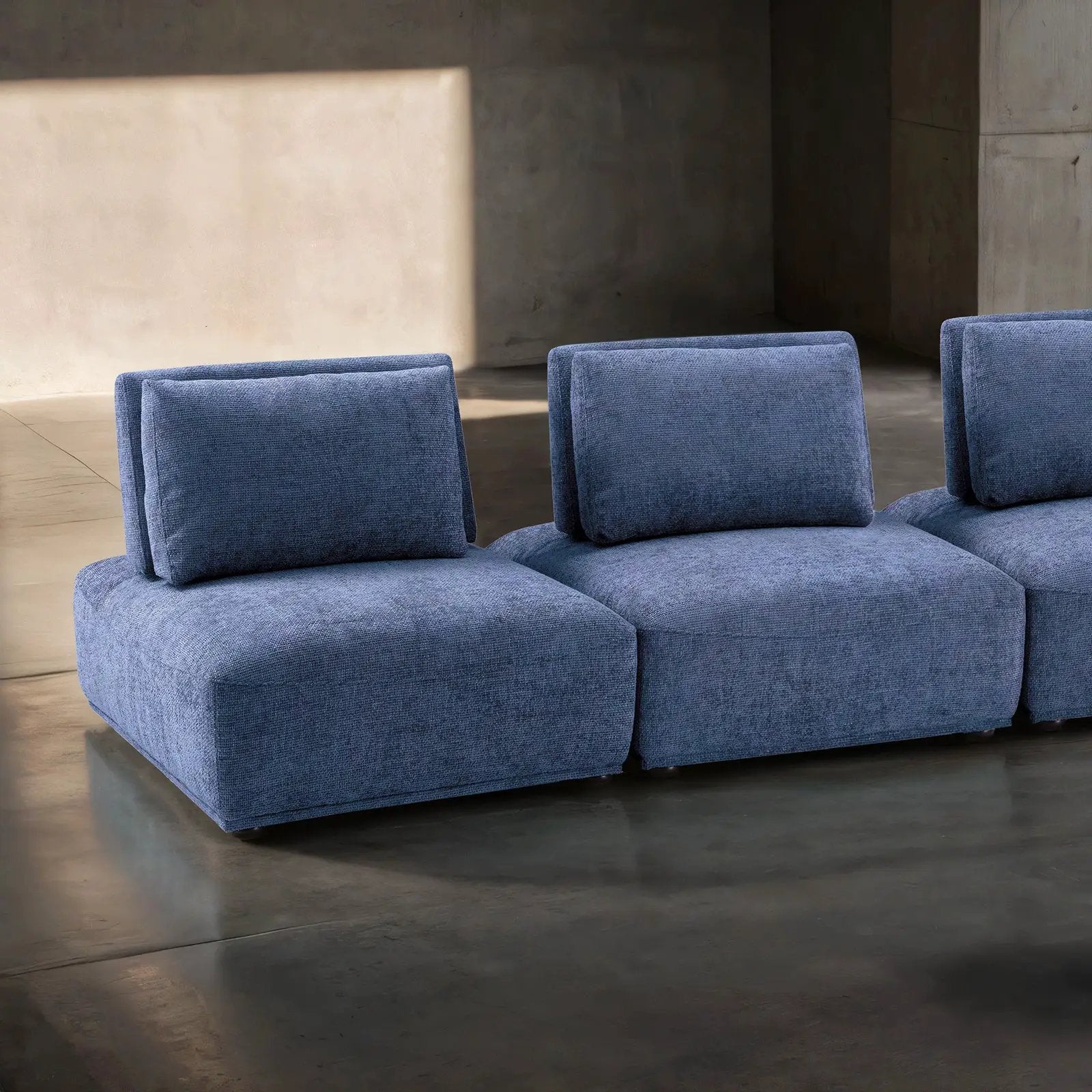 Stavanger - 3-Seater by Unique Piece Furniture
