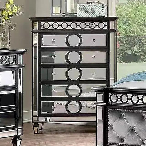 Dalia - Chest