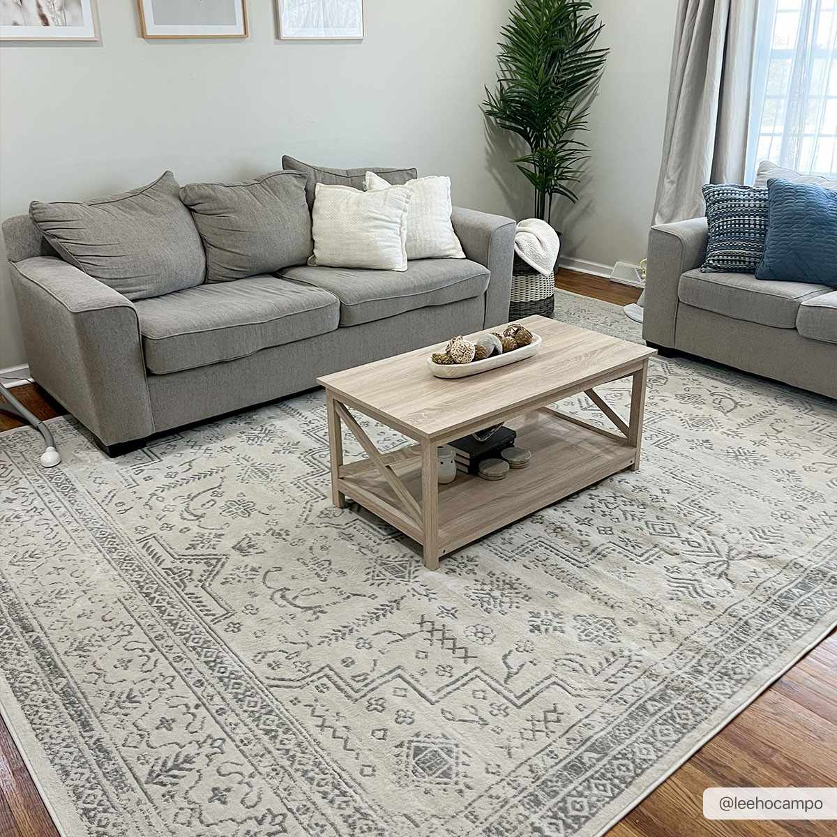Tigried Ivory & Gray 2323 Area Rug - Clearance by Boutique Rugs