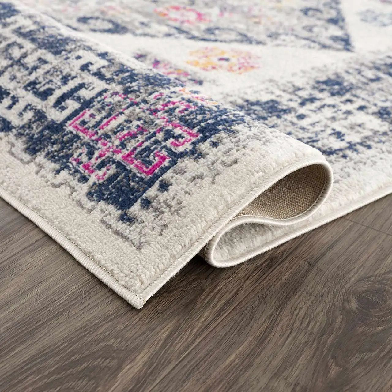 Tigriv Ivory 2312 Area Rug - Clearance by Boutique Rugs