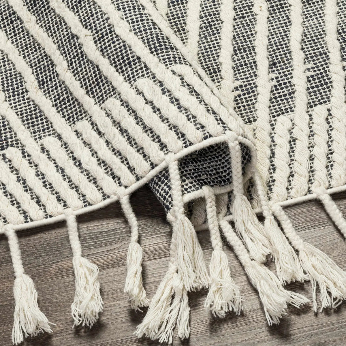 Tamayong Tasseled Jute&Wool Rug - Clearance, photo 7 of 11