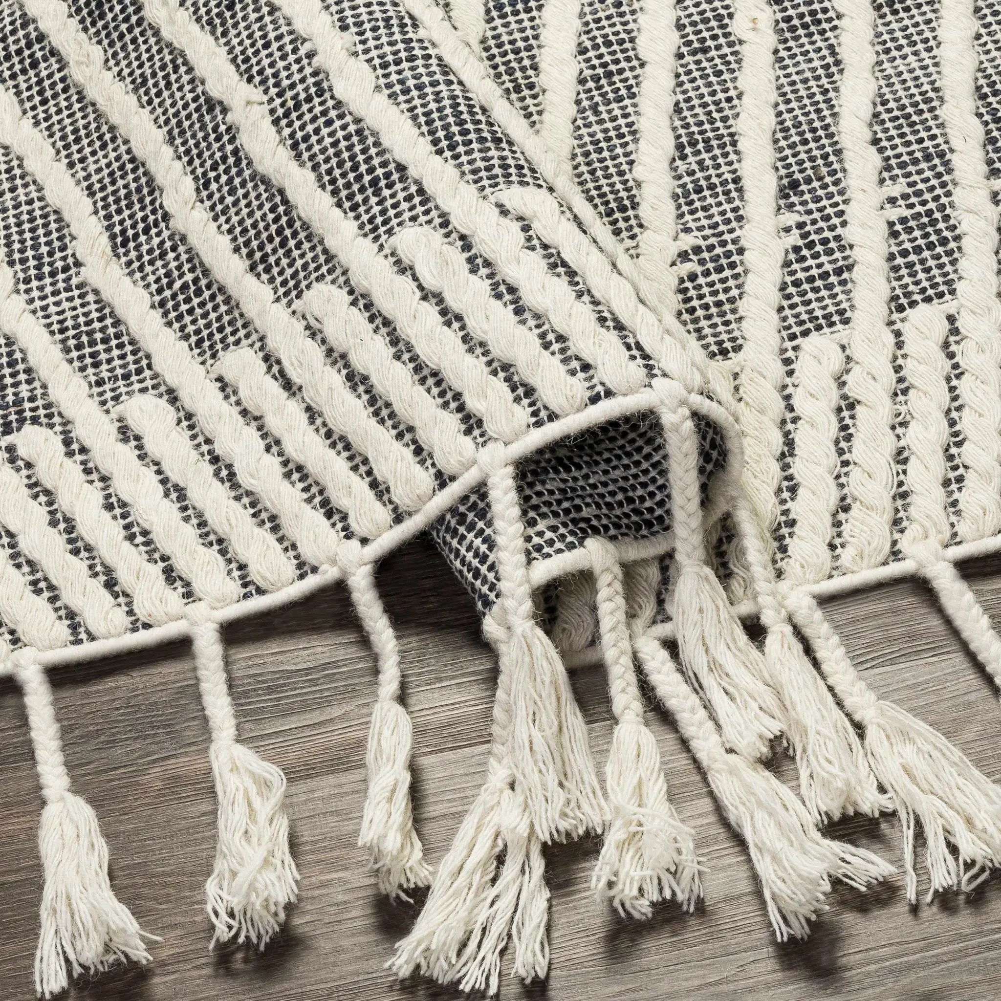 Tamayong Tasseled Jute&Wool Rug - Clearance by Boutique Rugs