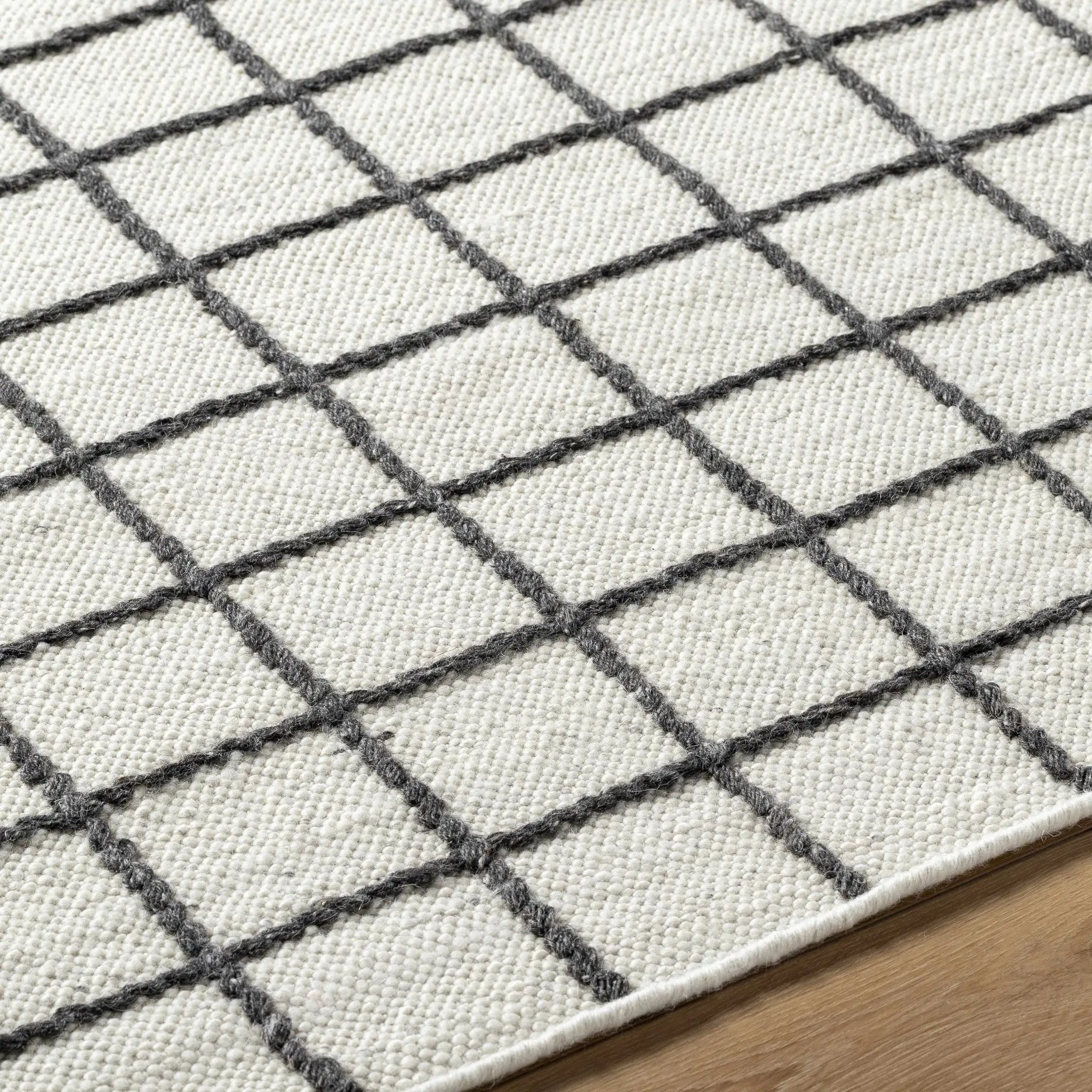 Tauri Area Rug - Clearance by Boutique Rugs