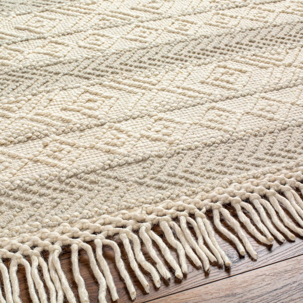Ummi Wool Rug with Tassels - Clearance, photo 6 of 8