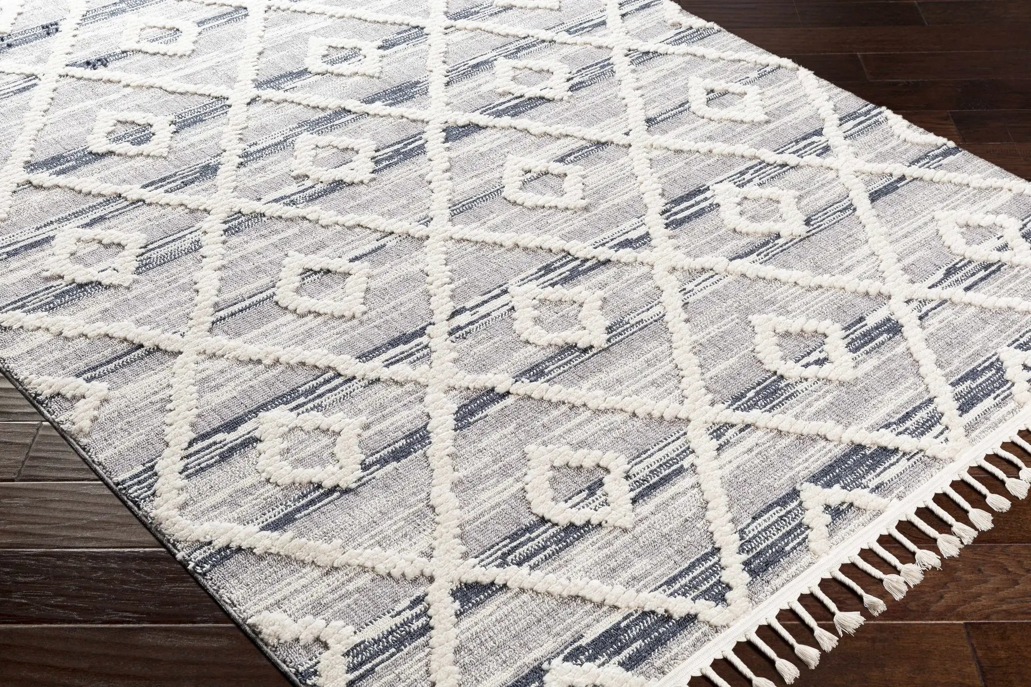 Upham High/Low Pile Rug with Tassels - Clearance by Boutique Rugs