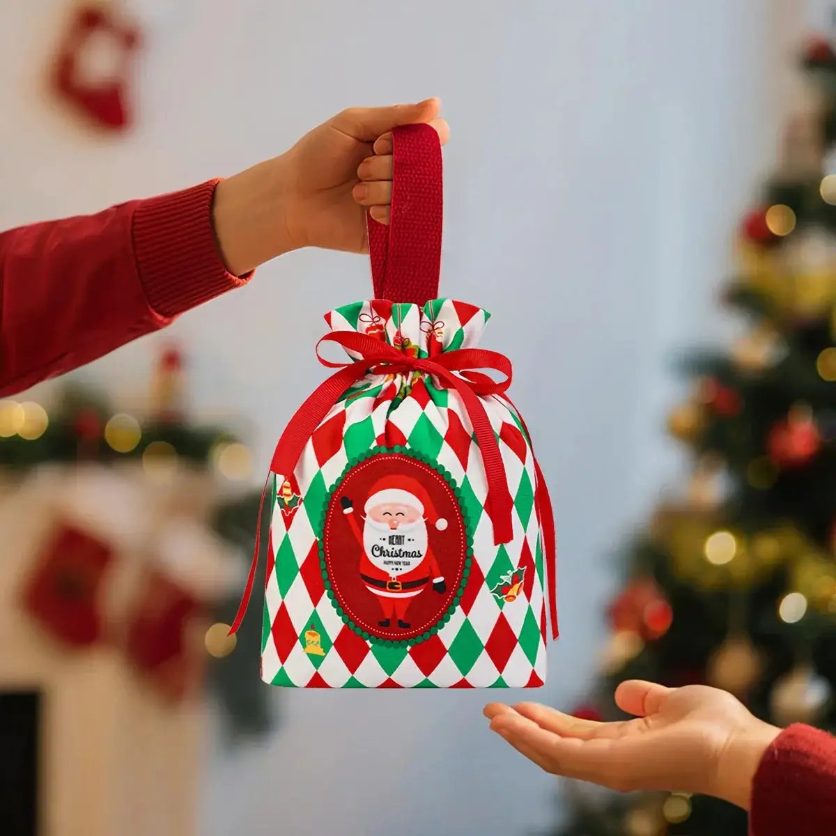 Velvet Gift Bags with Drawstring Closure 10-Pack Red Green Golden White Black by House Of Avana