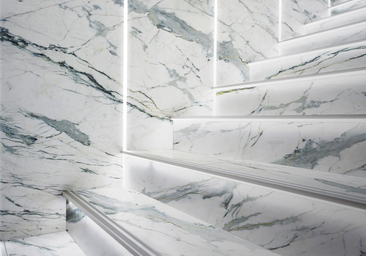 Verde Statuary Polished Marble Slab Random room scene
