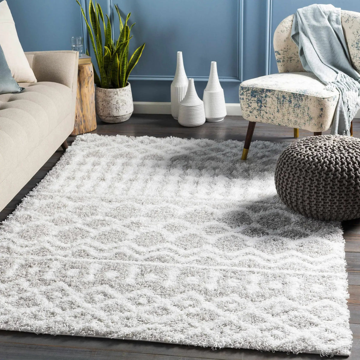 Vernonburg Shag Area Rug, installed in a room 2