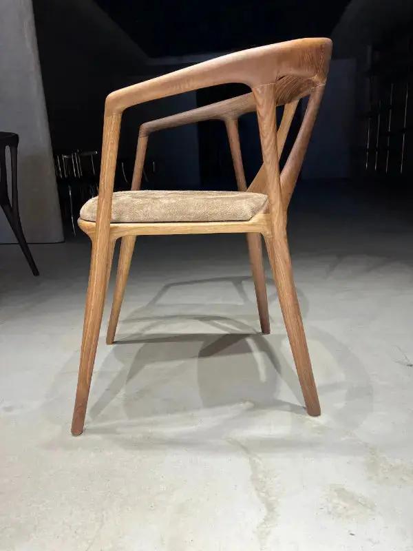 Luxury Premium Solid Walnut Chair - Italian Style by Gizz