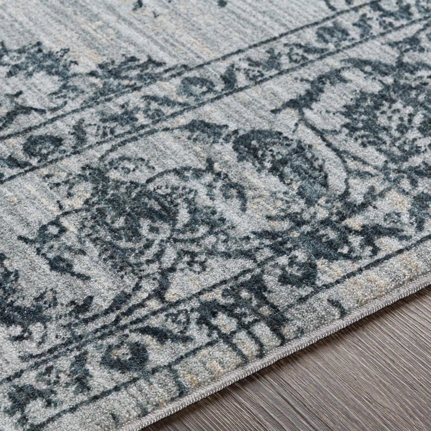 Wandina Traditional Luxe Rug by Boutique Rugs