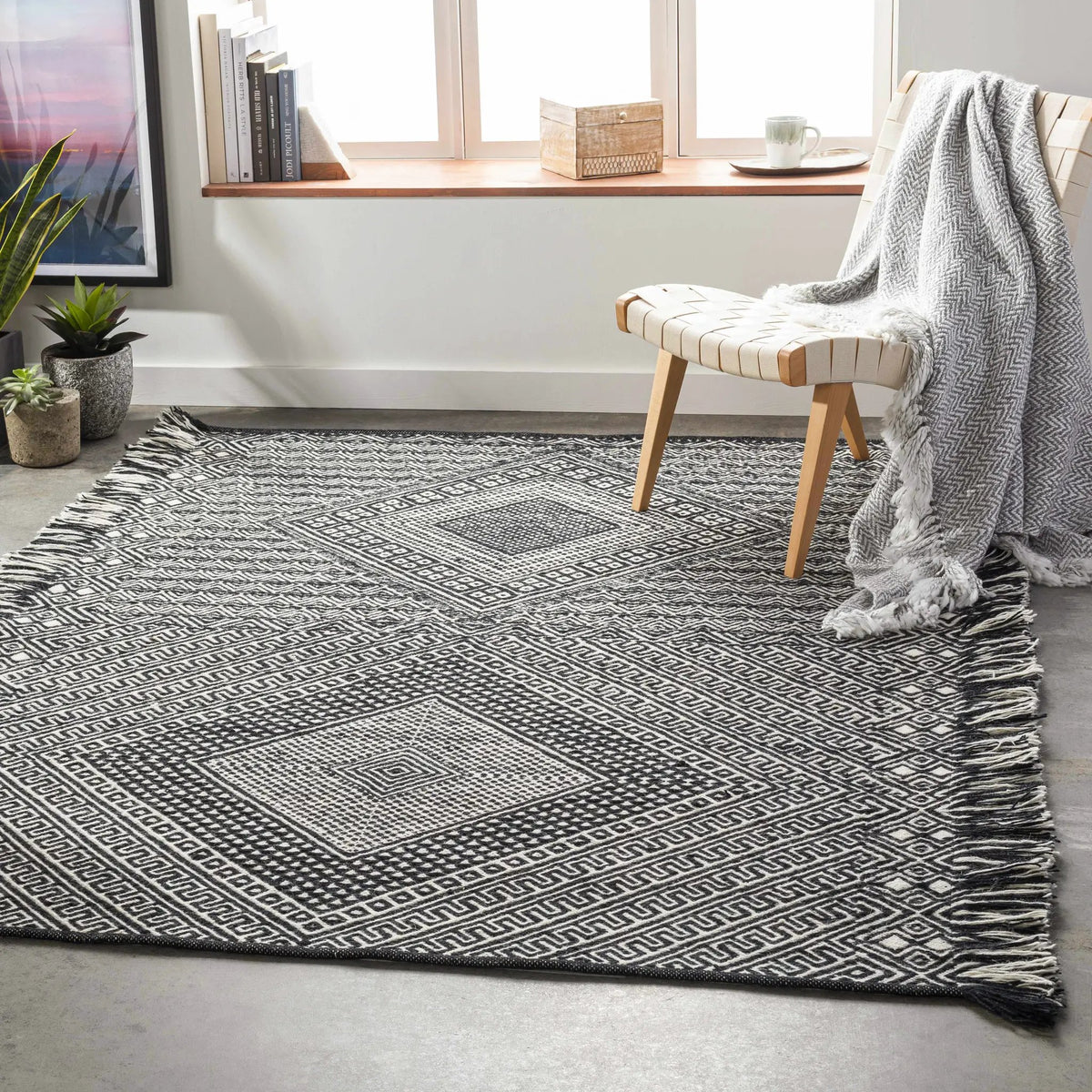 Wundowie Black&Ivory Diamond Wool Rug - Clearance, installed in a room