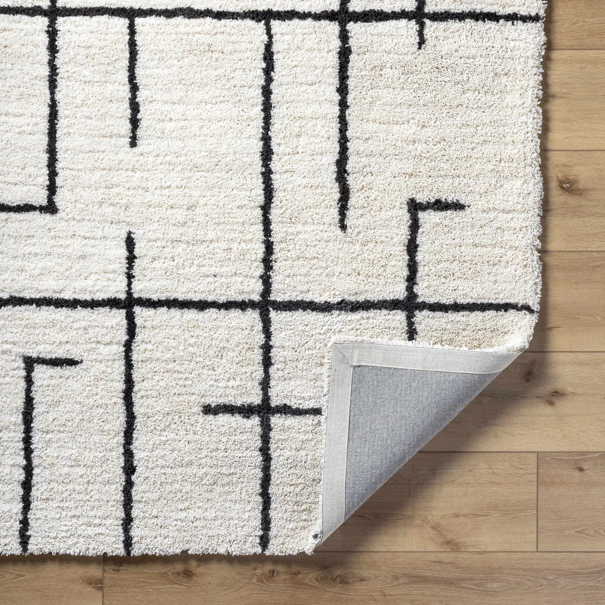 Xenos Area Rug - Clearance by Boutique Rugs