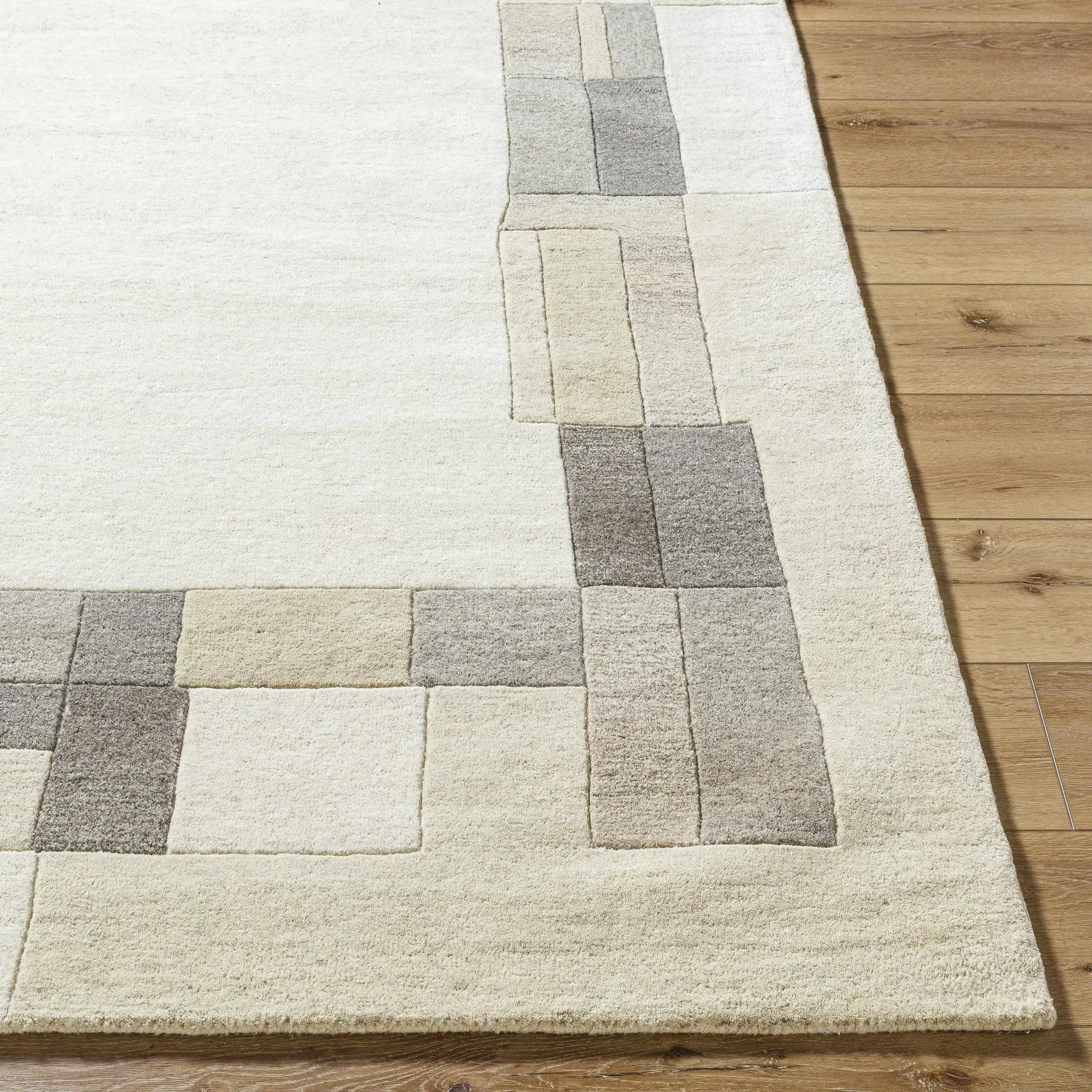 Xylon Area Rug - Clearance by Boutique Rugs
