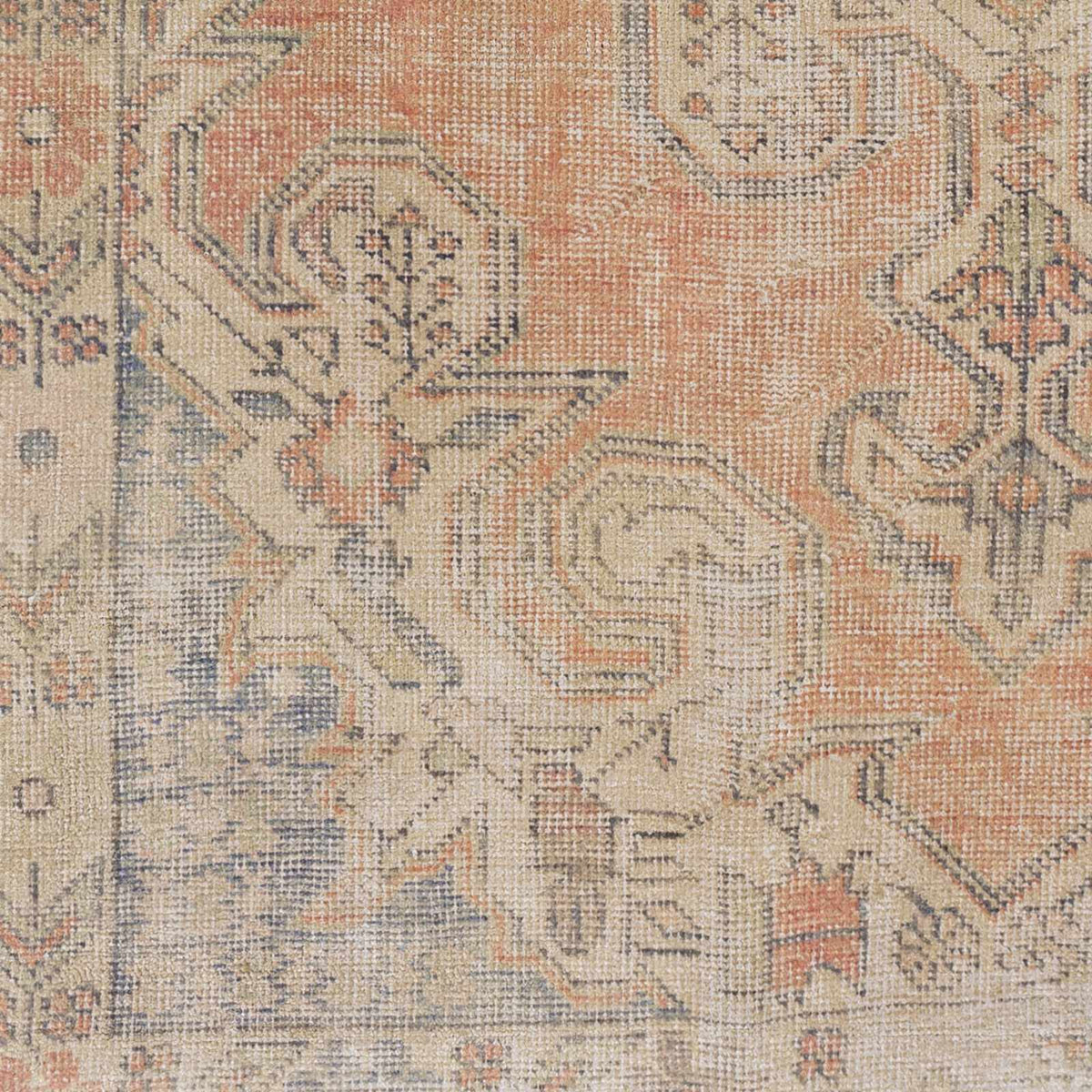Yetminster Traditional Distressed Peach Rug - Clearance, sample swatch