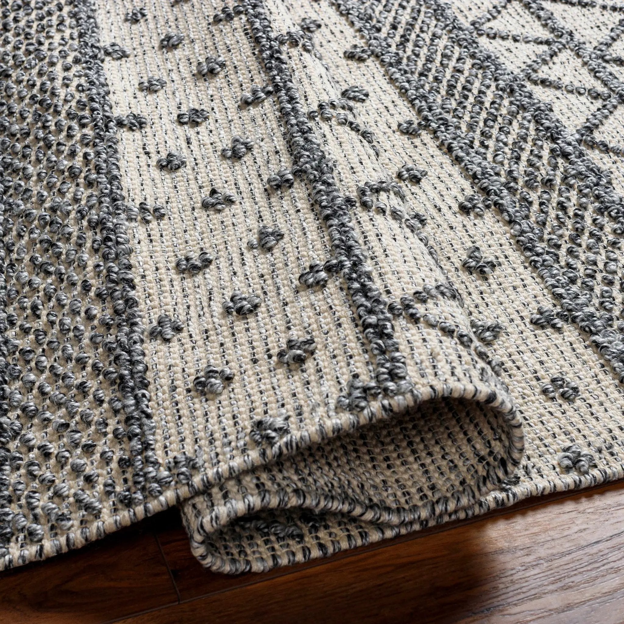 Yuko Area Rug - Clearance by Boutique Rugs